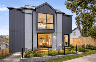 1,2,4/26 Huapai Street, One Tree Hill