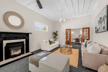 702 Avenue Road West, Saint Leonards
