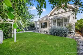 702 Avenue Road West, Saint Leonards