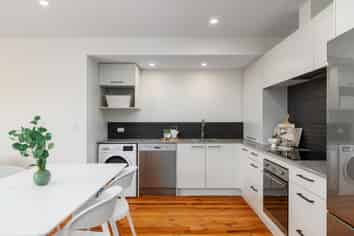 3/418 Manchester Street, Saint Albans