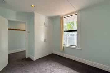 Auckland - Address withheld