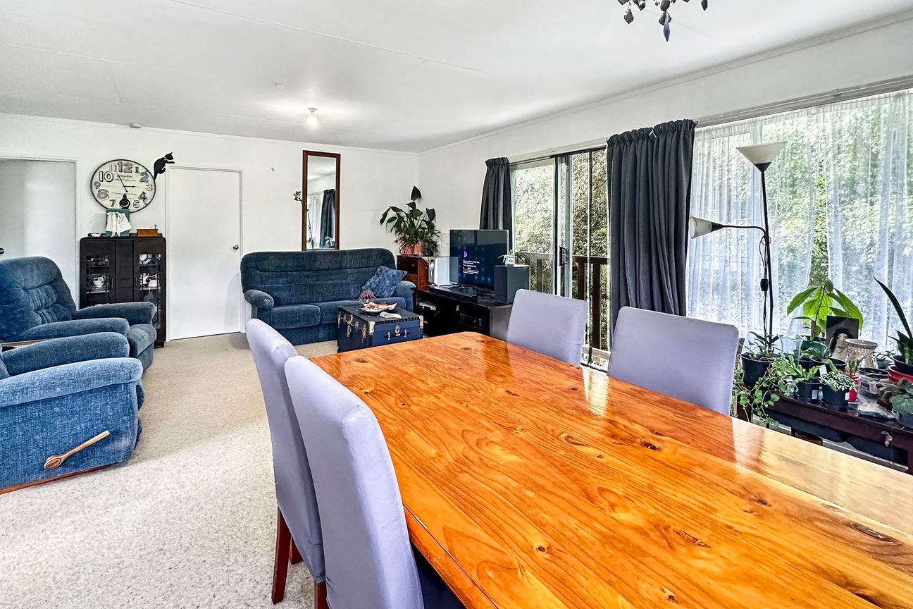 Live and Rent? Options Options! - Vista 5