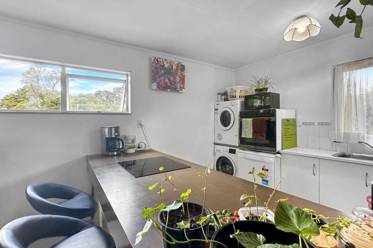 Live and Rent? Options Options! - Vista 3
