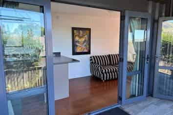 5 Surrey Road, Richmond