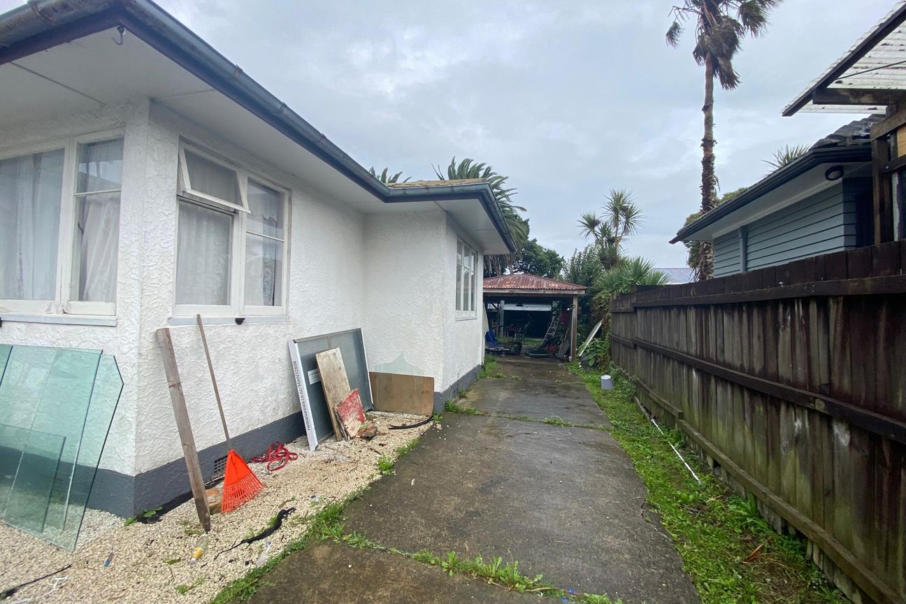 Spacious 3 Bedroom Home - Mehr
