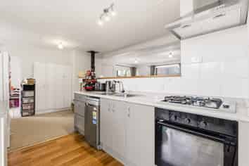 1/17 Kotare Street, Hilltop