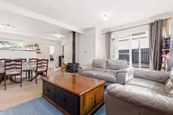 1/17 Kotare Street, Hilltop