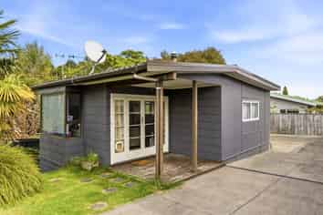 1/17 Kotare Street, Hilltop