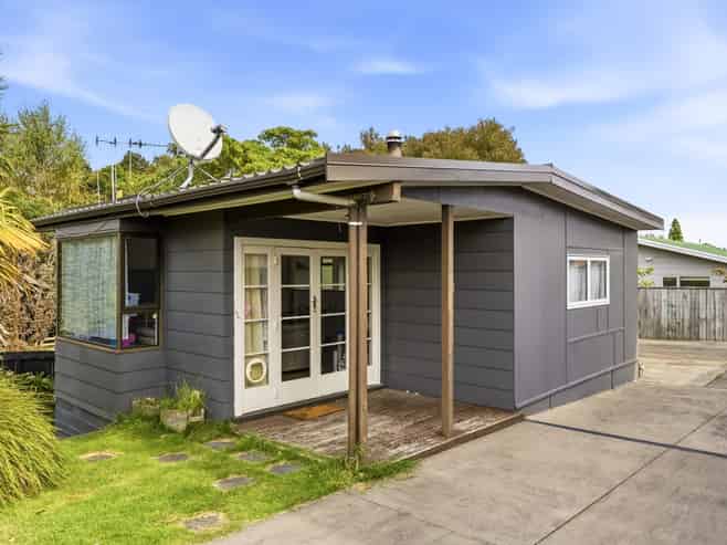 1/17 Kotare Street, Hilltop