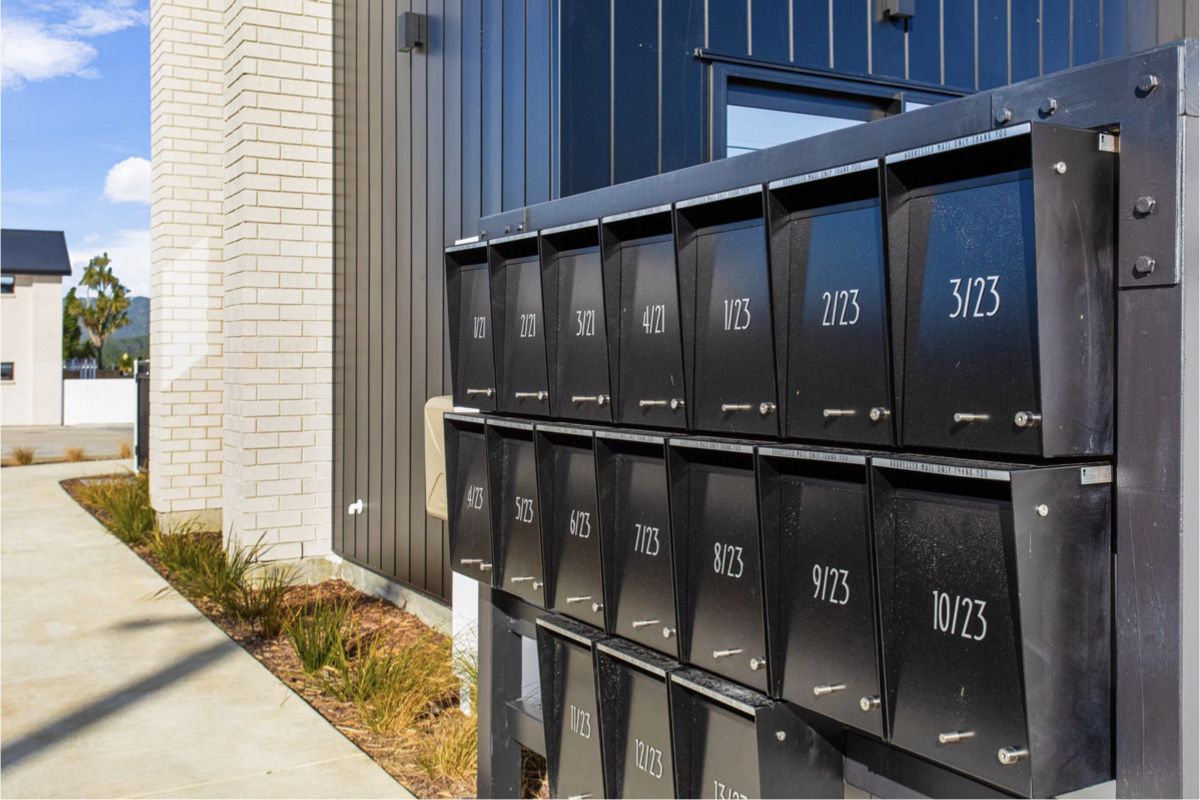 Designed for Simplicity, Positioned for Convenience – pohled 6