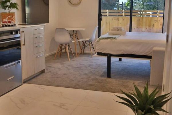 Designed for Simplicity, Positioned for Convenience – pohled 5