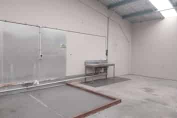 Entry level warehouse