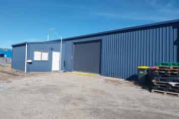 Entry level warehouse