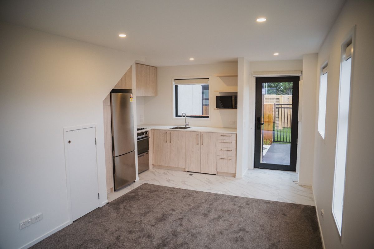 Affordable Modern Home in Prime Avondale Location - Ansicht 2