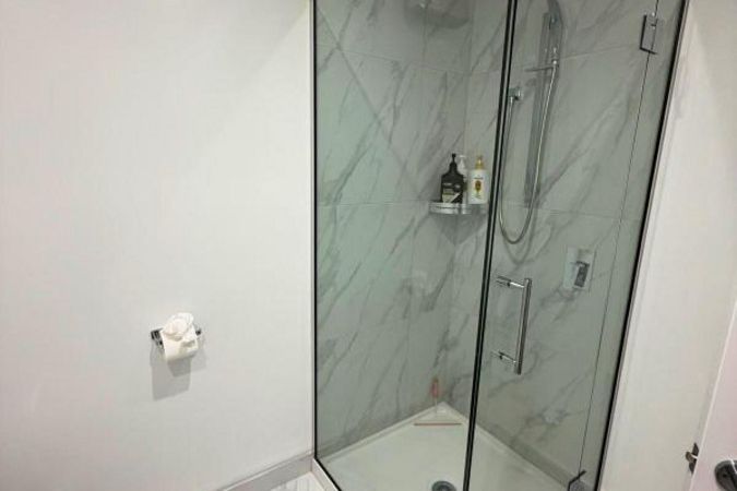 Modern City Townhouse in the Heart of It All – pohled 3