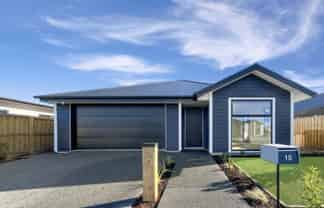 15 Silvergrass Way, Rolleston