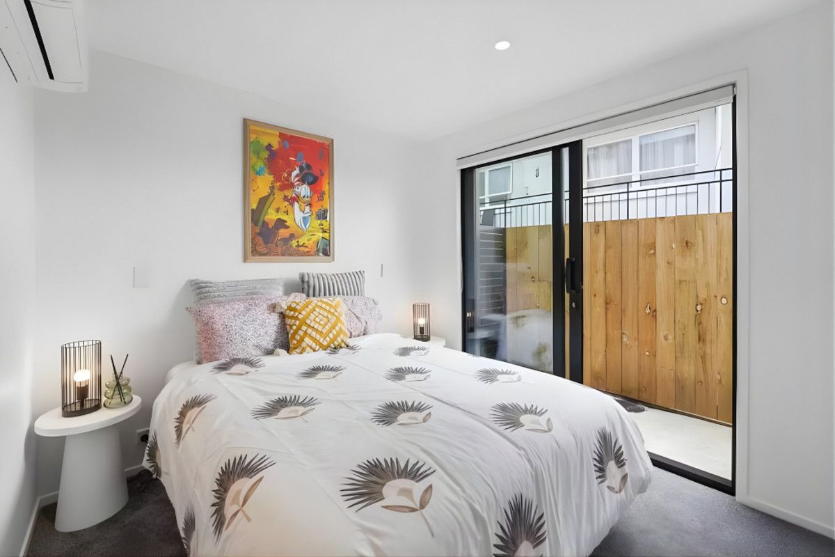 Elevated Living with Estuary Views – Near Tauranga CBD – další