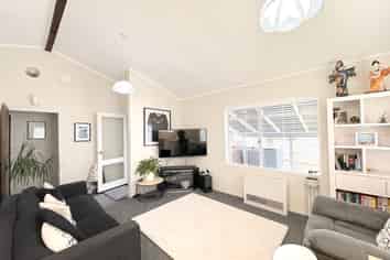 A/19 Colchester Cres, Newlands