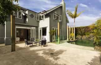 299A Riddell Road, Glendowie