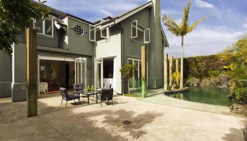 299A Riddell Road, Glendowie