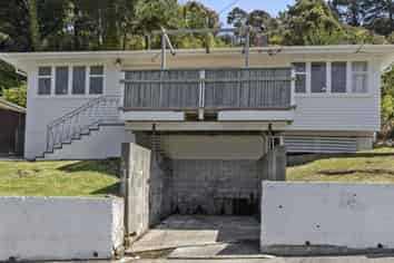 47 Bird Grove, Stokes Valley