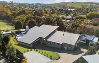 10 The Rise, Waimauku