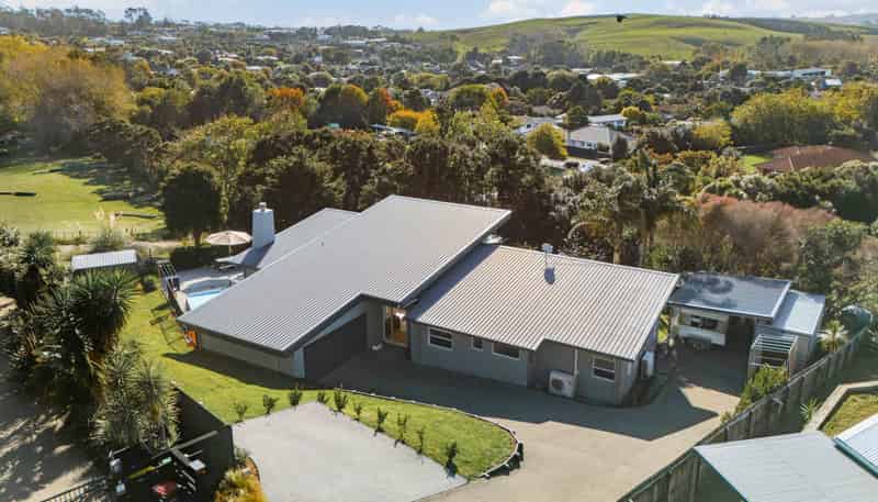 10 The Rise, Waimauku