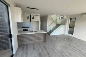 16 Kapehu Road, Silverdale