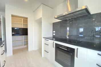 14 Harvester Drive, Darfield