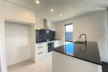 14 Harvester Drive, Darfield