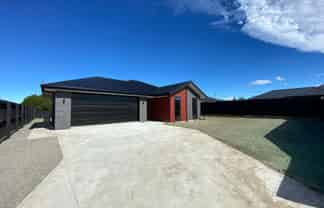 14 Harvester Drive, Darfield
