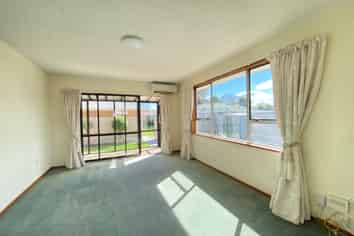 2/452 Harewood Road, Harewood