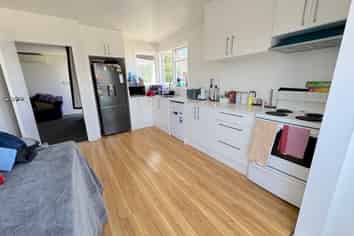 15 Hooker Avenue, Bryndwr