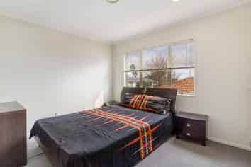 12 Orbit Place, Flat Bush