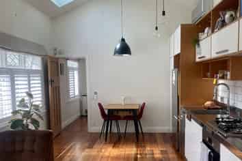 246 Adelaide Road, Newtown