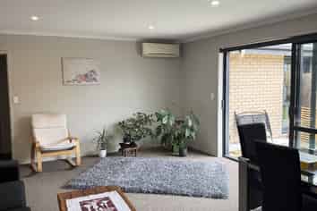 32 Nielsen Gardens, Rototuna