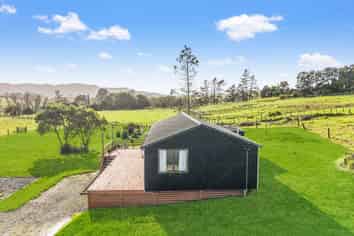 230 Tavinor Road, Otaika