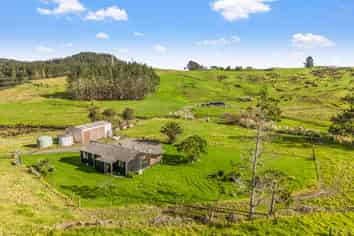 230 Tavinor Road, Otaika