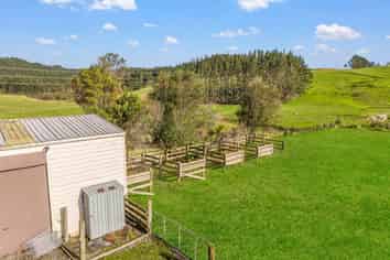 230 Tavinor Road, Otaika
