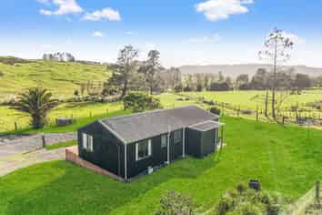 230 Tavinor Road, Otaika