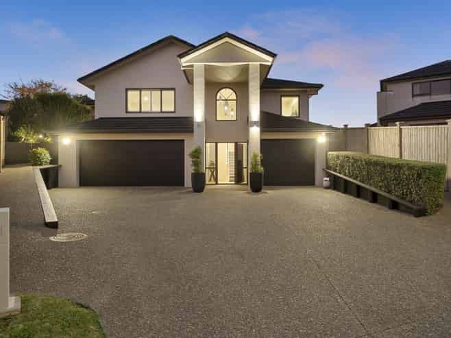 9 Ellivani Rise, Pukekohe