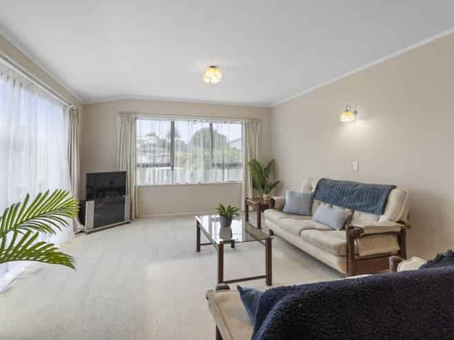 56 Seaview Road, Paraparaumu Beach