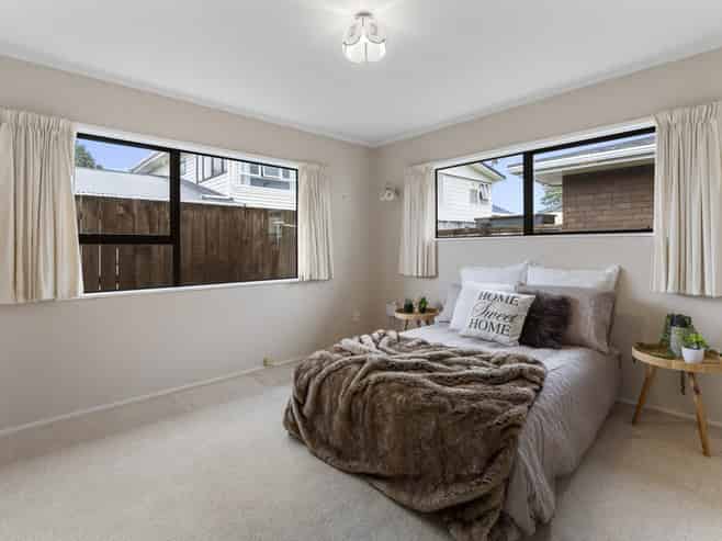56 Seaview Road, Paraparaumu Beach