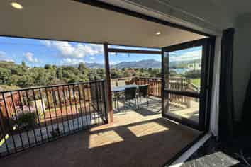 1707 Highcliff Road, Portobello