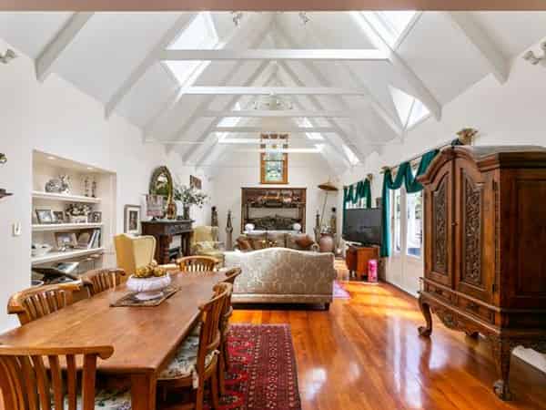 50 Tinakori Road, Thorndon