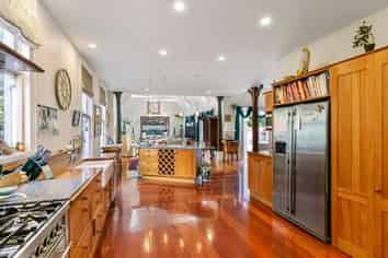 50 Tinakori Road, Thorndon