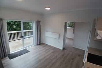 64 Dorset Avenue, Westown