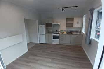 64 Dorset Avenue, Westown