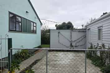 64 Highbury Avenue, Highbury