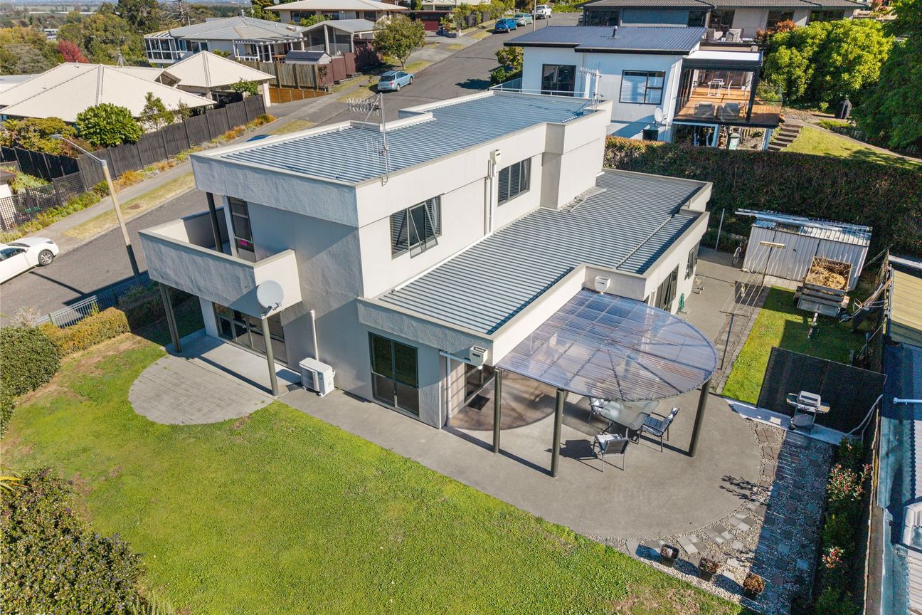 Elevated Living with a View to Match – pohled 3
